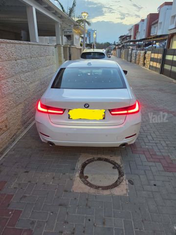 מודעת רכב ב מ וו סדרה 3