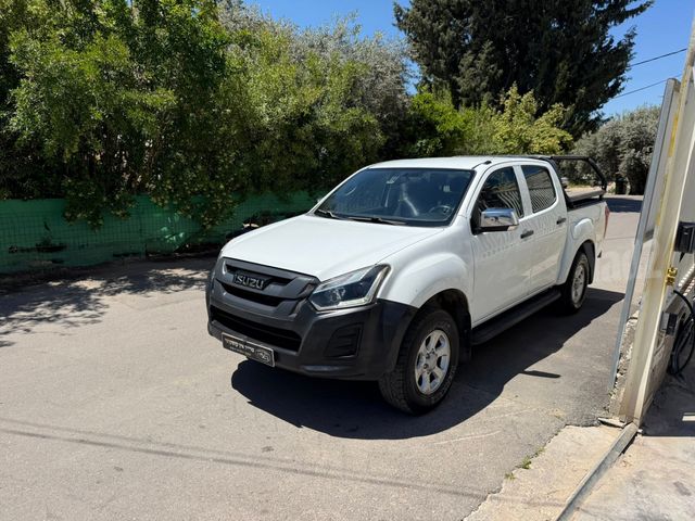 מודעת רכב איסוזו די-מקס