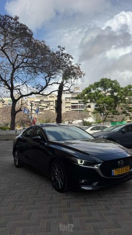 מודעת רכב מאזדה 3
