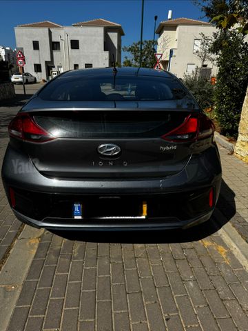 יונדאי איוניק
