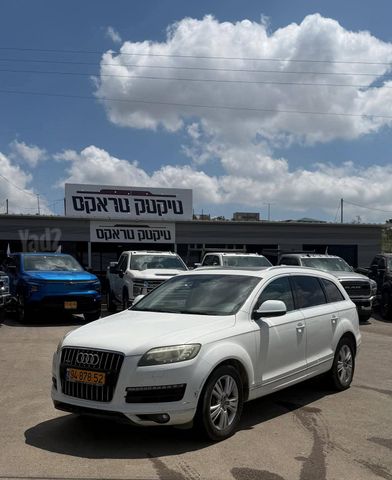מודעת רכב אאודי Q7