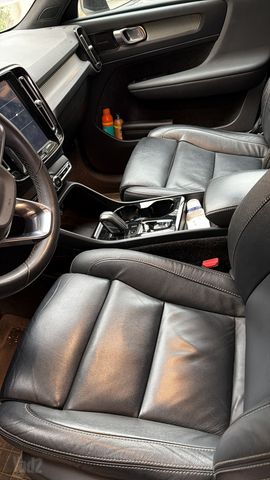 וולוו XC40