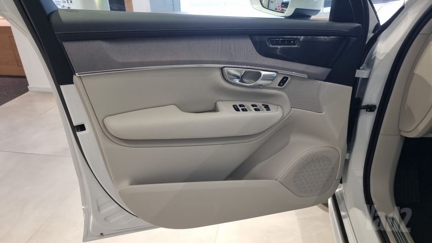 וולוו XC90