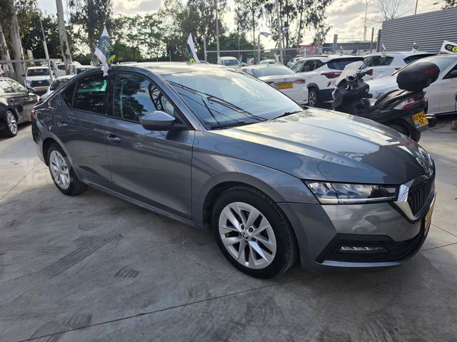 סקודה אוקטביה