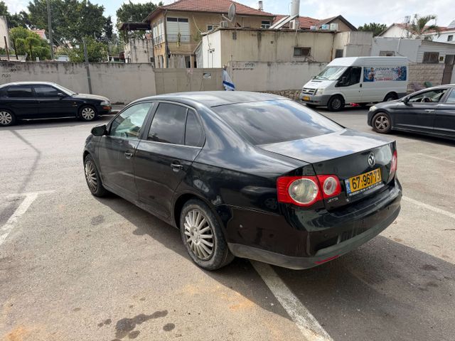 פולקסווגן ג'טה