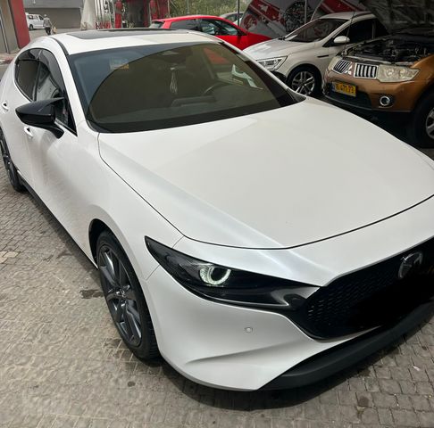 מאזדה 3