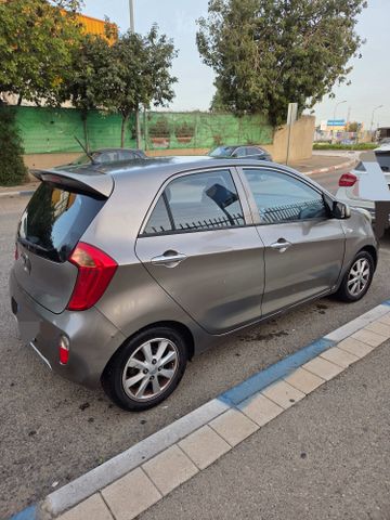 קיה פיקנטו
