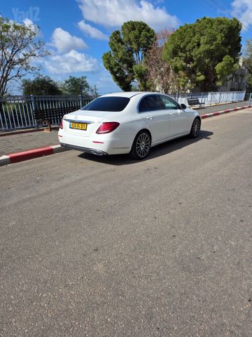 מרצדס-בנץ E-class