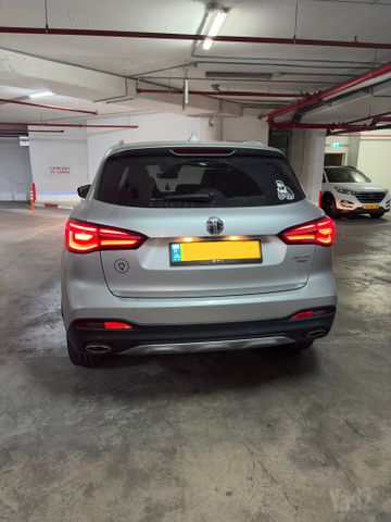 אם ג'י EHS PHEV
