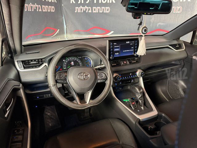 טויוטה RAV4