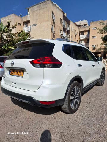 ניסאן אקס טרייל