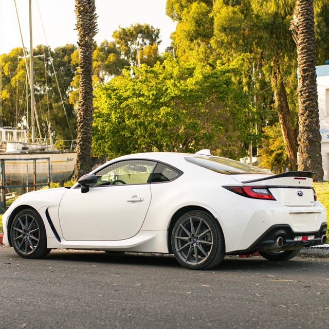 סובארו BRZ