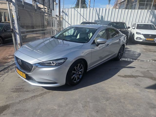 מודעת רכב מאזדה 6