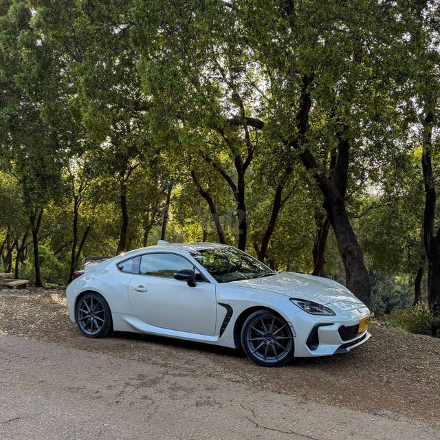 סובארו BRZ