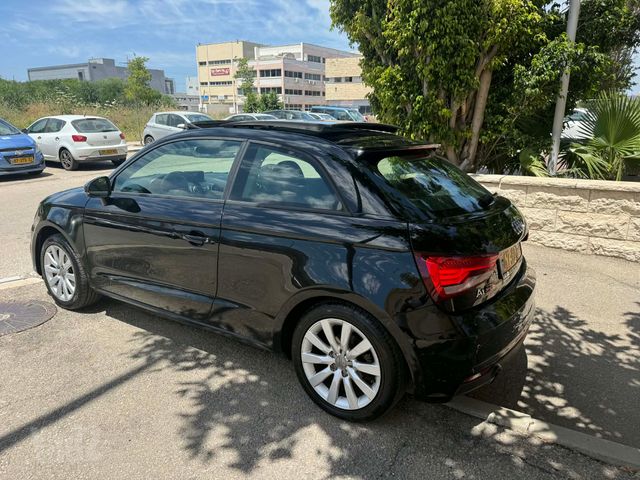 אאודי A1