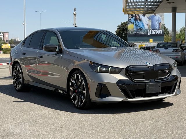 מודעת רכב ב מ וו I5