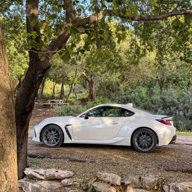 סובארו BRZ
