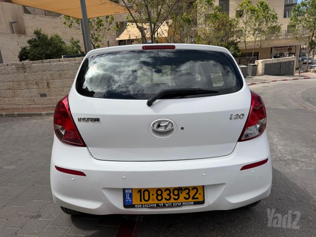 יונדאי i20