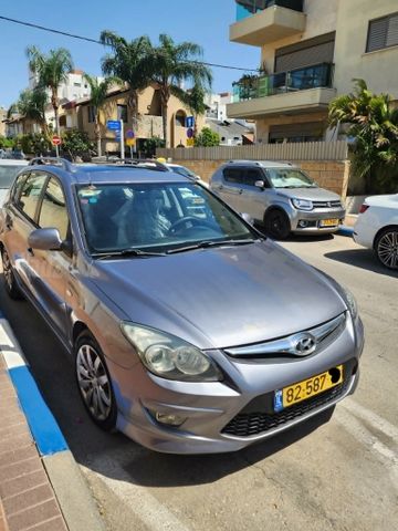 יונדאי i30