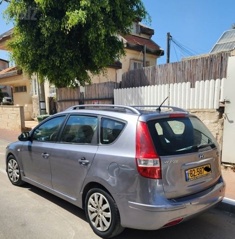 יונדאי i30