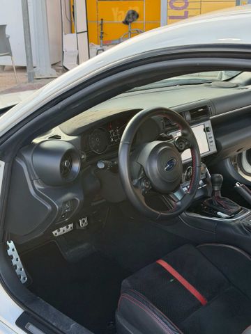 סובארו BRZ