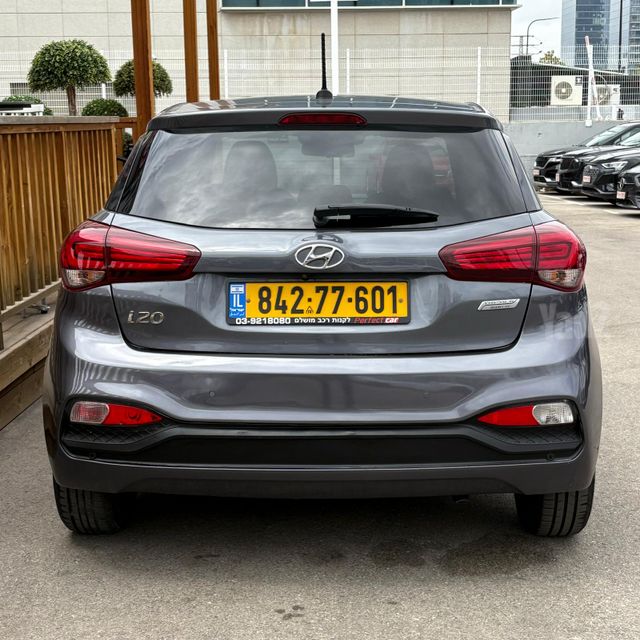 יונדאי i20
