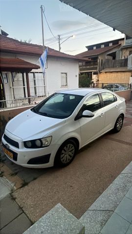 שברולט סוניק
