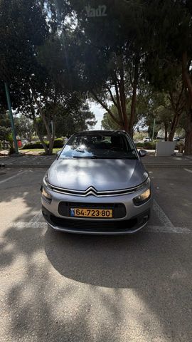 מודעת רכב סיטרואן C4 פיקאסו