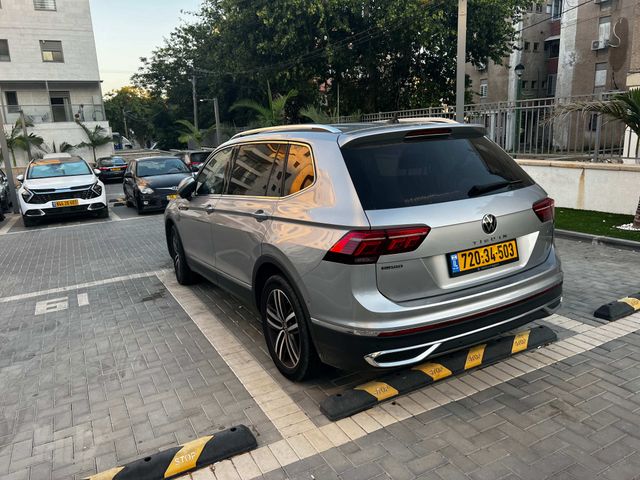 פולקסווגן טיגואן אולספייס