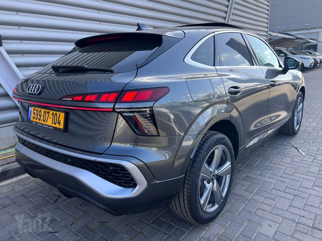 אאודי Q3