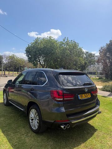 ב מ וו X5