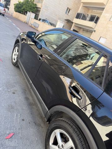 אאודי Q2