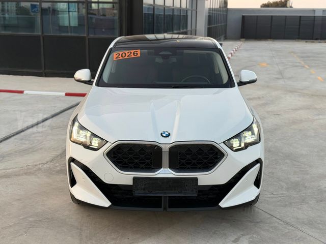 ב מ וו X2