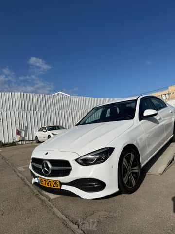 מודעת רכב מרצדס-בנץ C-class