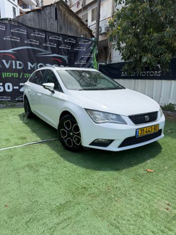 מודעת רכב סיאט לאון