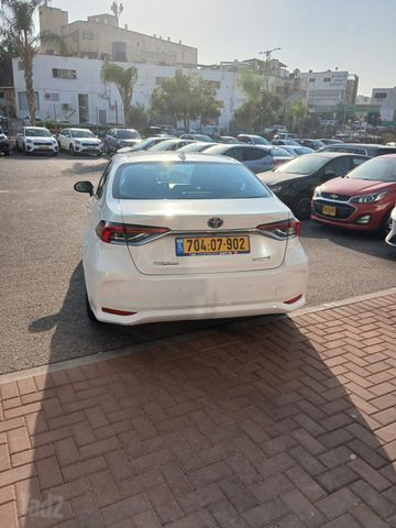 טויוטה קורולה