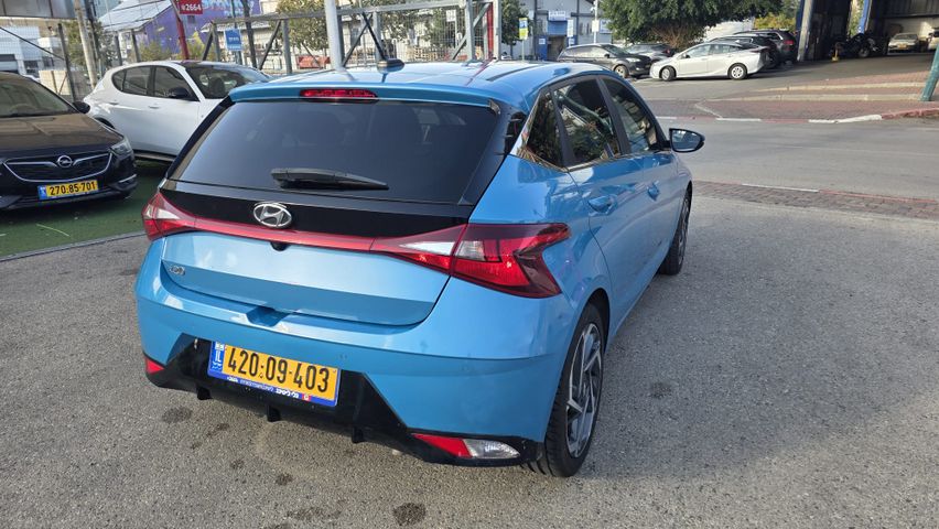 יונדאי i20