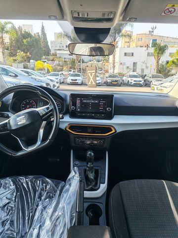מודעת רכב סיאט ארונה 2