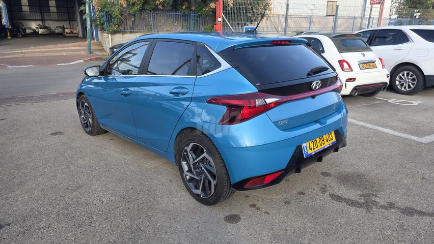 יונדאי i20