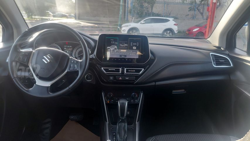 סוזוקי S-Cross