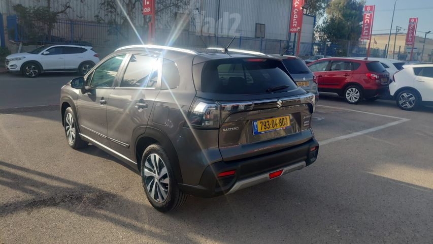 סוזוקי S-Cross
