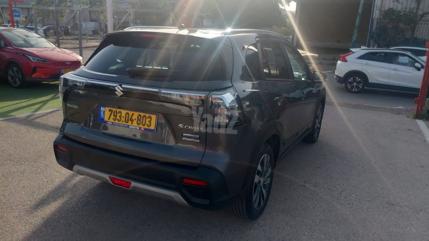 סוזוקי S-Cross
