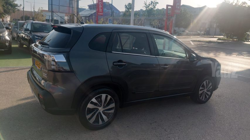 סוזוקי S-Cross