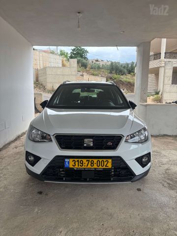 מודעת רכב סיאט ארונה