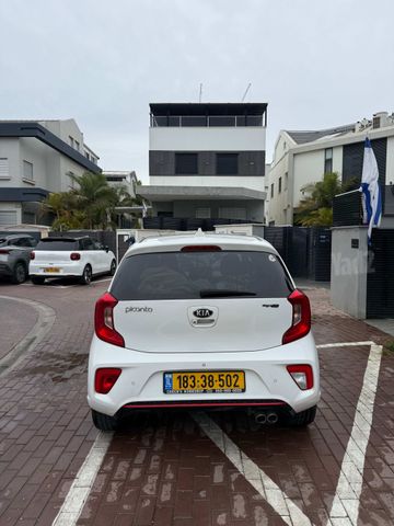 קיה פיקנטו
