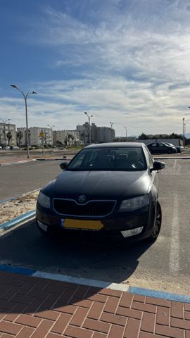 סקודה אוקטביה