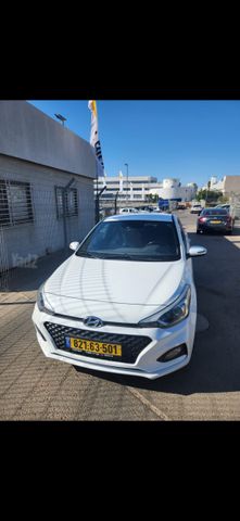 מודעת רכב יונדאי i20