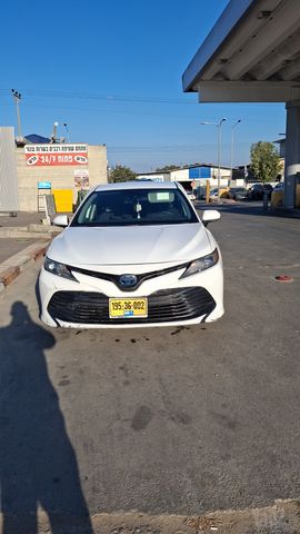 טויוטה קאמרי