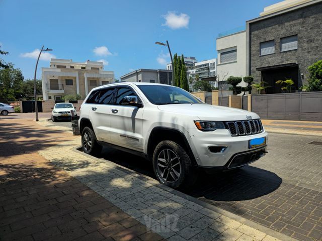 ג'יפ גרנד צ'ירוקי