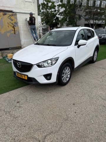 מודעת רכב מאזדה CX-5